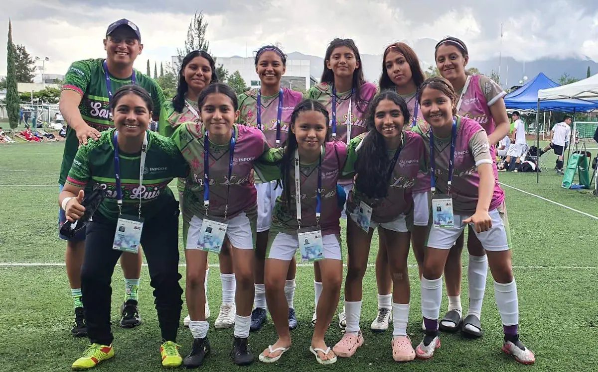 Selección de futbol femenil, juegos nacionales populares